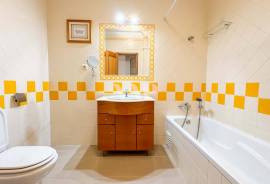 3 bedroom apartment 500m from the beach in Quarteira