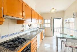 3 bedroom apartment 500m from the beach in Quarteira