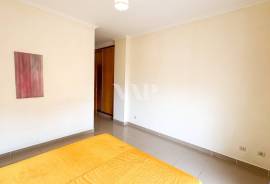 3 bedroom apartment 500m from the beach in Quarteira