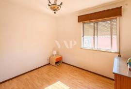 Renovation Opportunity in the Center of Loulé – Villa with Terrace and Annex