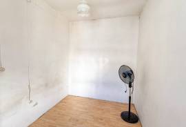 Renovation Opportunity in the Center of Loulé – Villa with Terrace and Annex