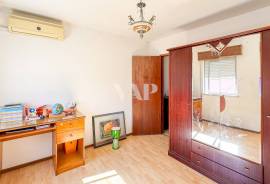 Renovation Opportunity in the Center of Loulé – Villa with Terrace and Annex