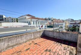 Renovation Opportunity in the Center of Loulé – Villa with Terrace and Annex