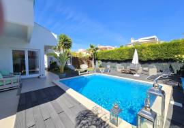 3+1 bedroom semi-detached house located in Vilamoura