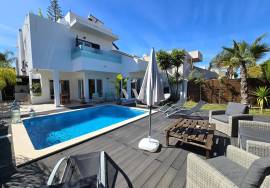 3+1 bedroom semi-detached house located in Vilamoura