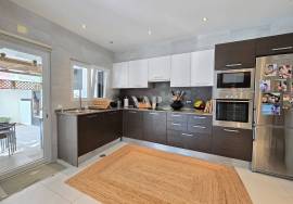 3+1 bedroom semi-detached house located in Vilamoura