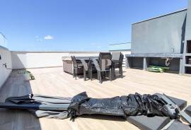 2 Bedroom Apartment with Private Rooftop and Ria Formosa View – Faro