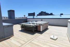 2 Bedroom Apartment with Private Rooftop and Ria Formosa View – Faro