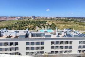 2 Bedroom Apartment with Private Rooftop and Ria Formosa View – Faro