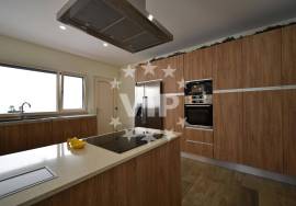 LOULÉ  - ALMANCIL - 5 BEDROOM  LUXURY DETACHED VILLA-  SWIMMING POOL - GARDENS