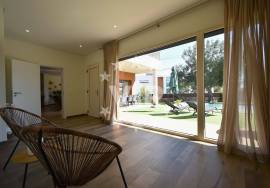 LOULÉ  - ALMANCIL - 5 BEDROOM  LUXURY DETACHED VILLA-  SWIMMING POOL - GARDENS