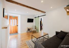 Centrally located 2 bedroom apartment in the Historic centre of Lagos