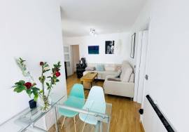 Flat with large private terrace and super bright