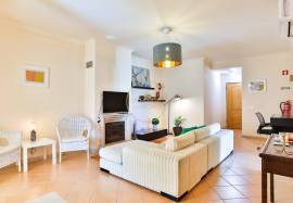2 bedroom apartment in VILAMOURA condominium