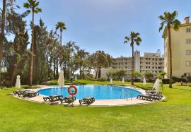 2 bedroom apartment in VILAMOURA condominium
