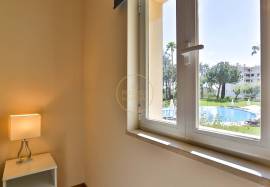 2 bedroom apartment in VILAMOURA condominium