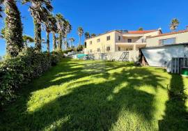 House with a total area of 1380 m2 in Santa Bárbara - Lourinhã