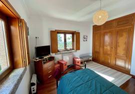 House with a total area of 1380 m2 in Santa Bárbara - Lourinhã