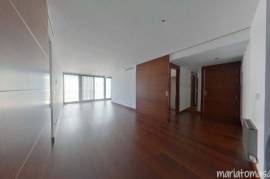 Apartment for sale in the heart of Bilbao.