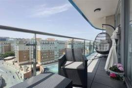 Stunning 2 bedroom apartment in Majestic Ocean Plaza, Gibraltar