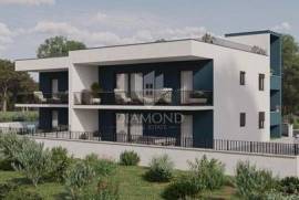 Novigrad, apartment with roof terrace and sea view!