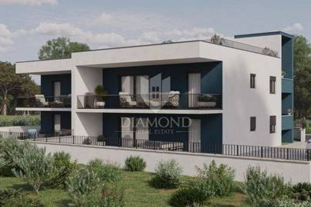 Novigrad, apartment with roof terrace and sea view!