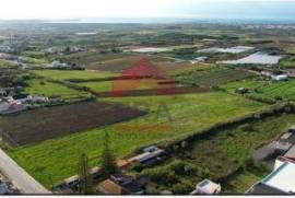 Land of 17680sq.M located in Coimbrã - Peniche