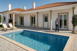 New 4 Bedroom Villa with Pool – Pataias, Silver Coast