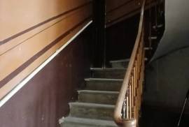 Magnificent Bourgeois House To Renovate With Over 500 M2 Of Living Space And A Front Terrace. Unique