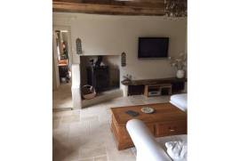 For Sale Pretty Country Residence at Luchapt - Vienne For Sale Pretty Country Residence at Luchapt - Vienne