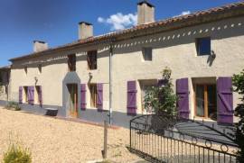 For Sale Pretty Country Residence at Luchapt - Vienne For Sale Pretty Country Residence at Luchapt - Vienne