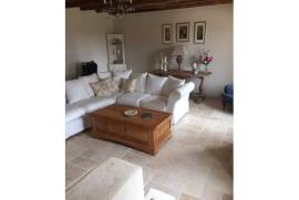 For Sale Pretty Country Residence at Luchapt - Vienne For Sale Pretty Country Residence at Luchapt - Vienne