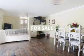 Delightful Cottage Style Property in Pretty Village