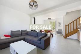Detached House with Landscaped Garden