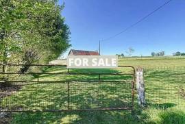 Detached Country House to Renovate