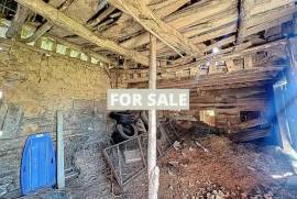 Detached Country House to Renovate