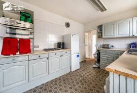 2 bedroom, Semi-detached bungalow for sale