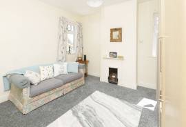 3 bedroom, Detached house for sale
