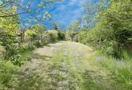 3 bedroom, Detached house for sale