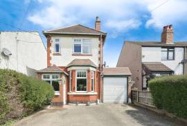 3 bedroom, Detached house for sale