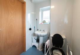 2 bedroom, Semi-detached house for sale