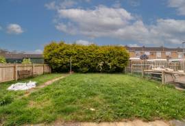 2 bedroom, Semi-detached house for sale