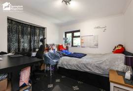 2 bedroom, Semi-detached house for sale