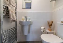 3 bedroom, End of terrace house for sale