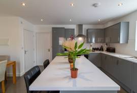 3 bedroom, End of terrace house for sale