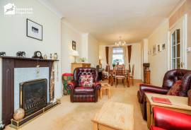 3 bedroom, Terraced House for sale