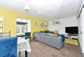 5 bedroom, Detached house for sale