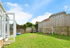 5 bedroom, Detached house for sale