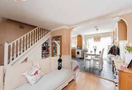 3 bedroom, Terraced House for sale