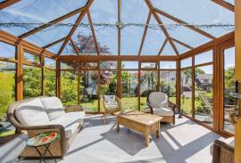 4 bedroom, Detached house for sale